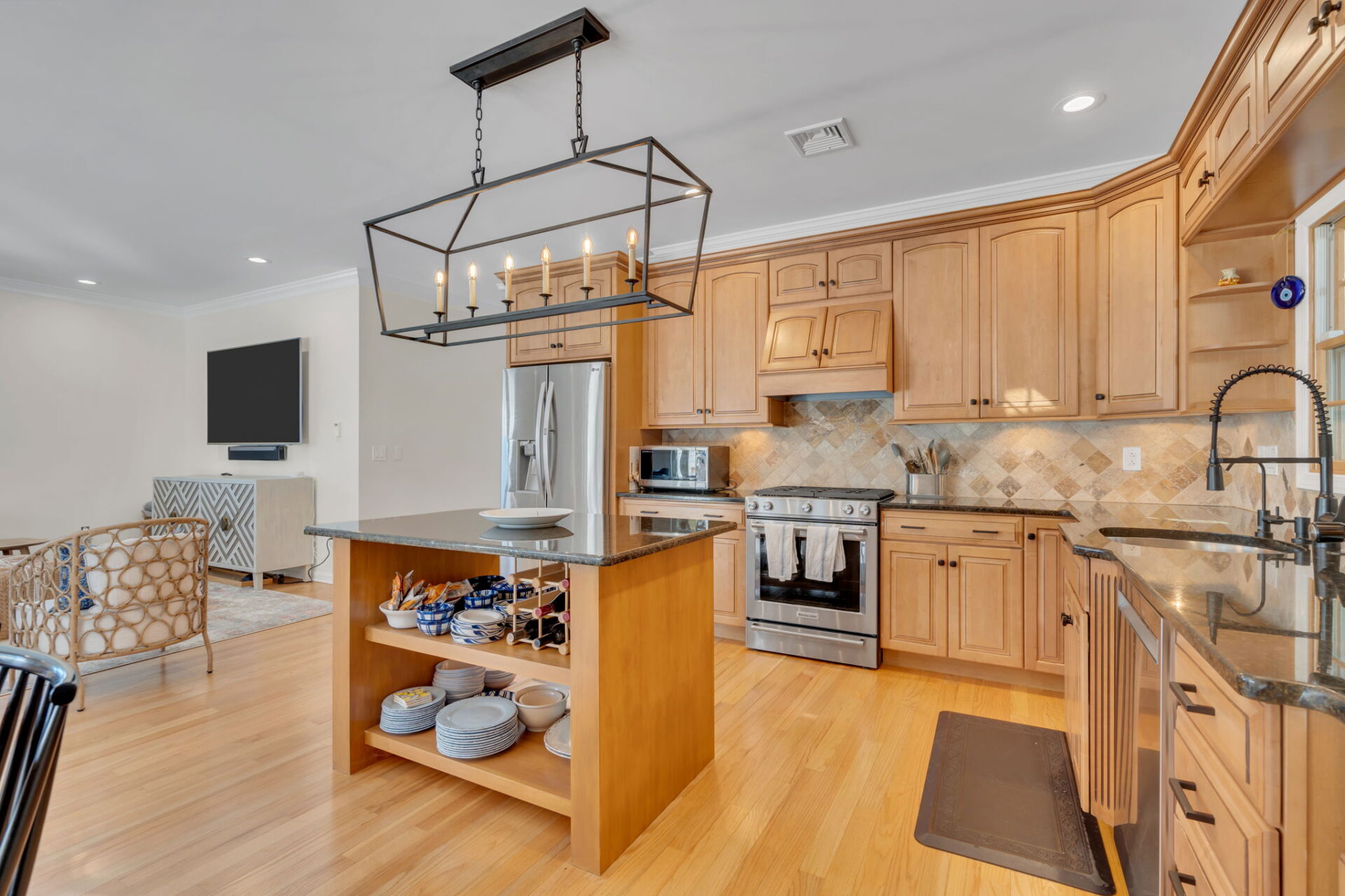 View Full Size Image