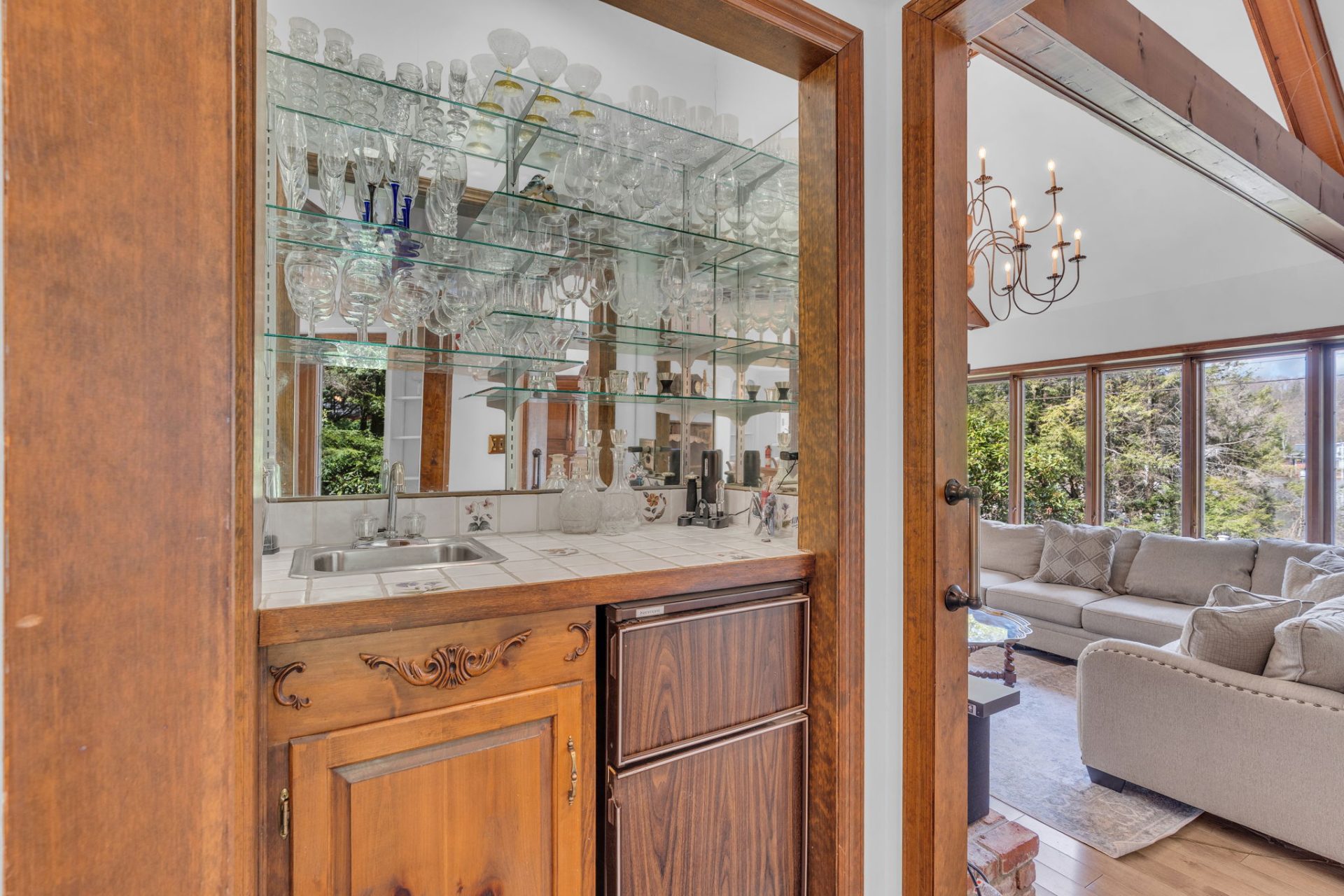 View Full Size Image