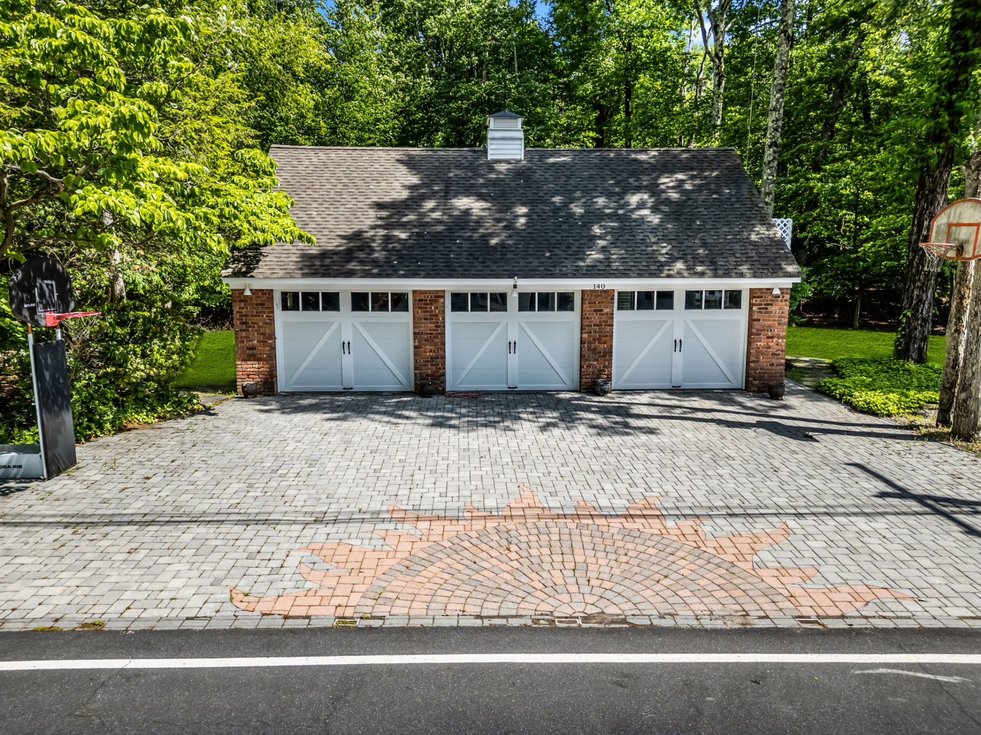 View Full Size Image