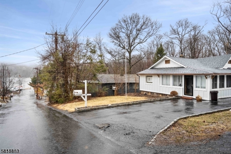 View Full Size Image