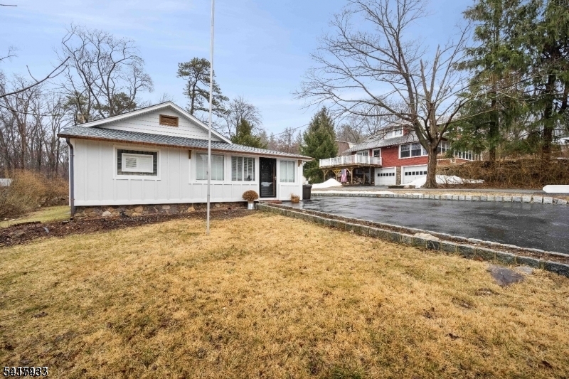 View Full Size Image