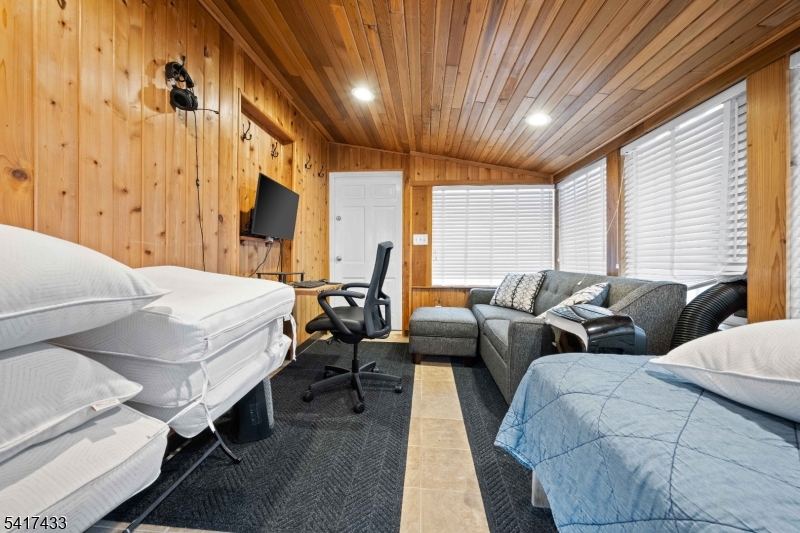 View Full Size Image