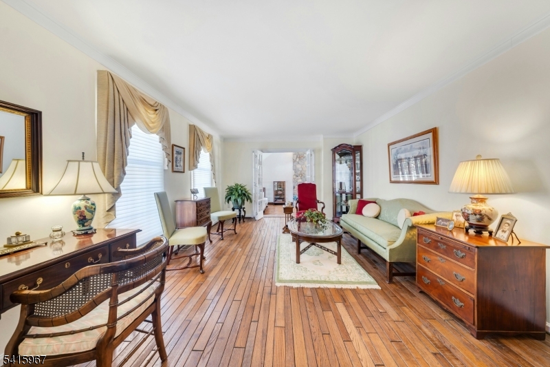 View Full Size Image