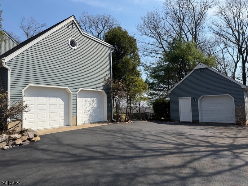 View Full Size Image