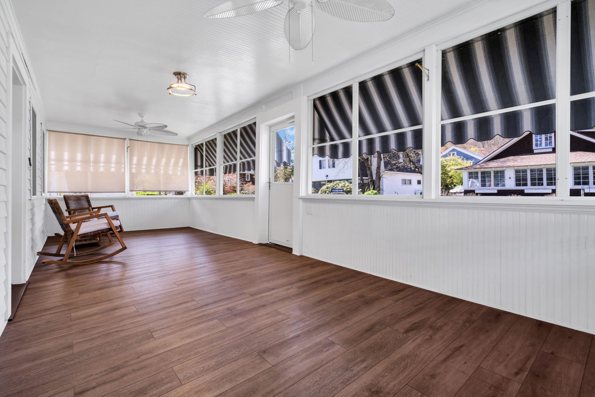View Full Size Image
