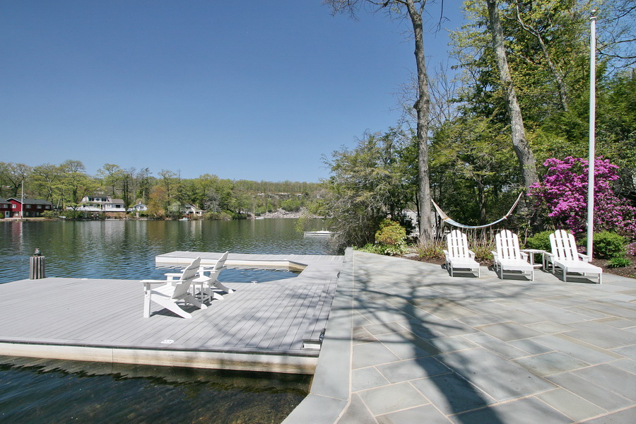 View Full Size Image