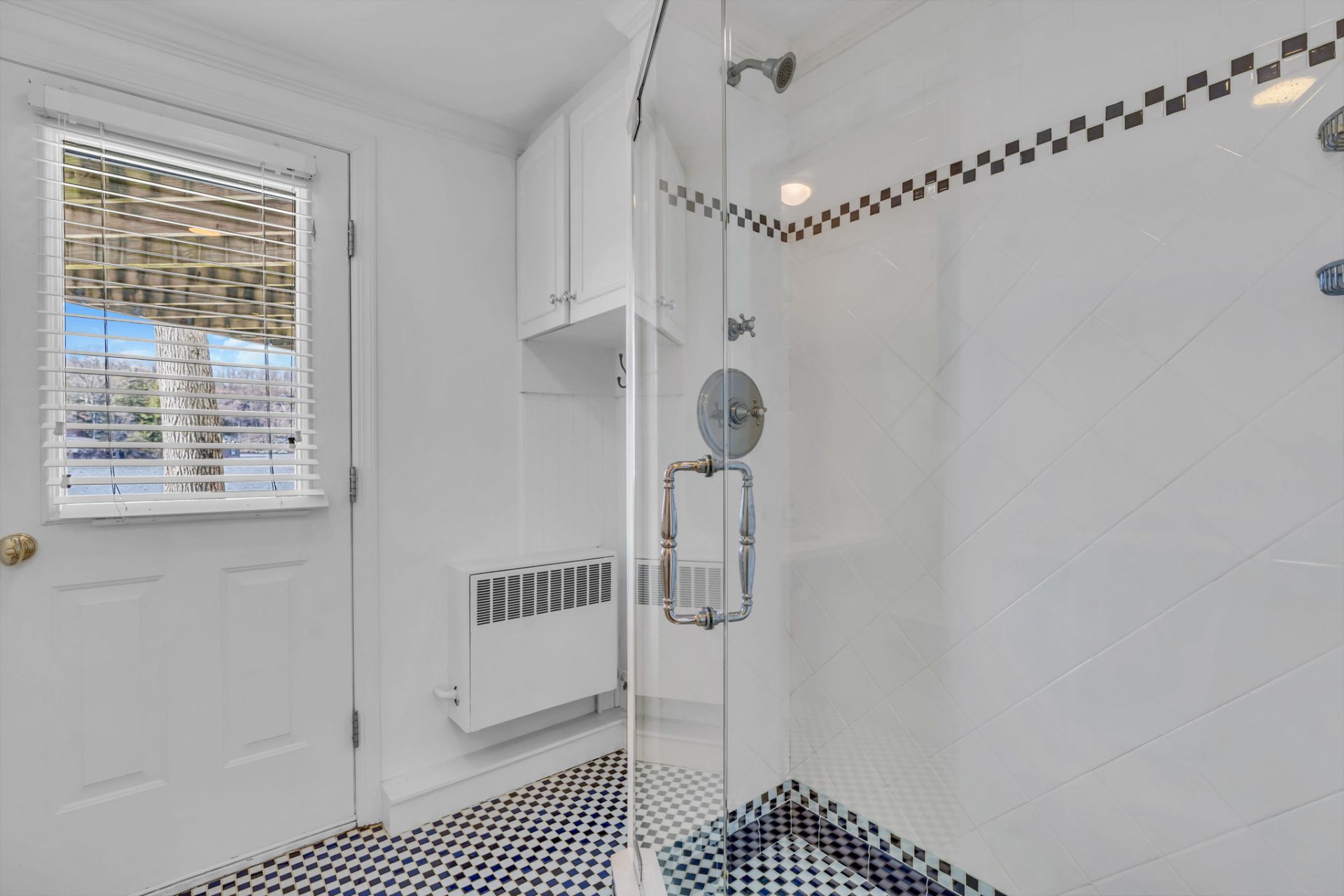 View Full Size Image