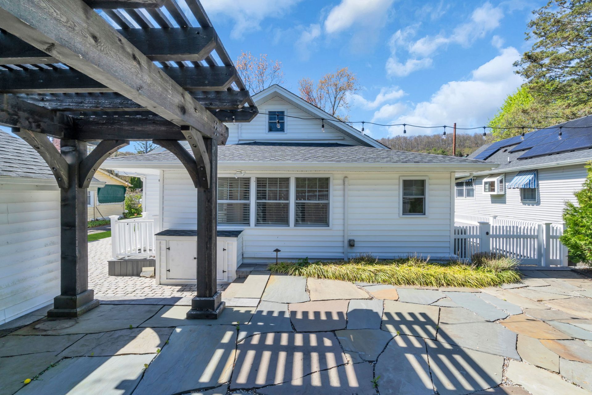 View Full Size Image