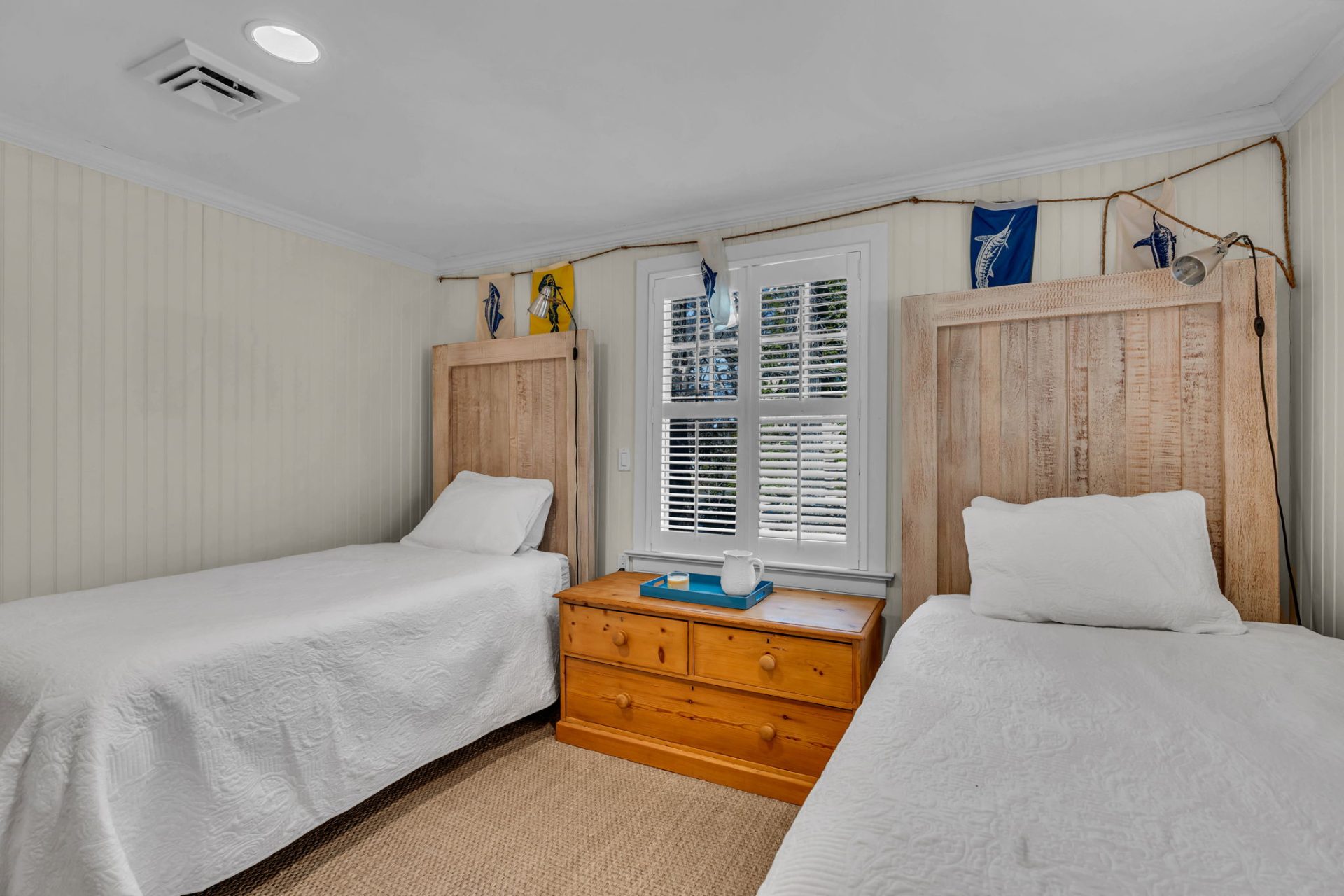 View Full Size Image