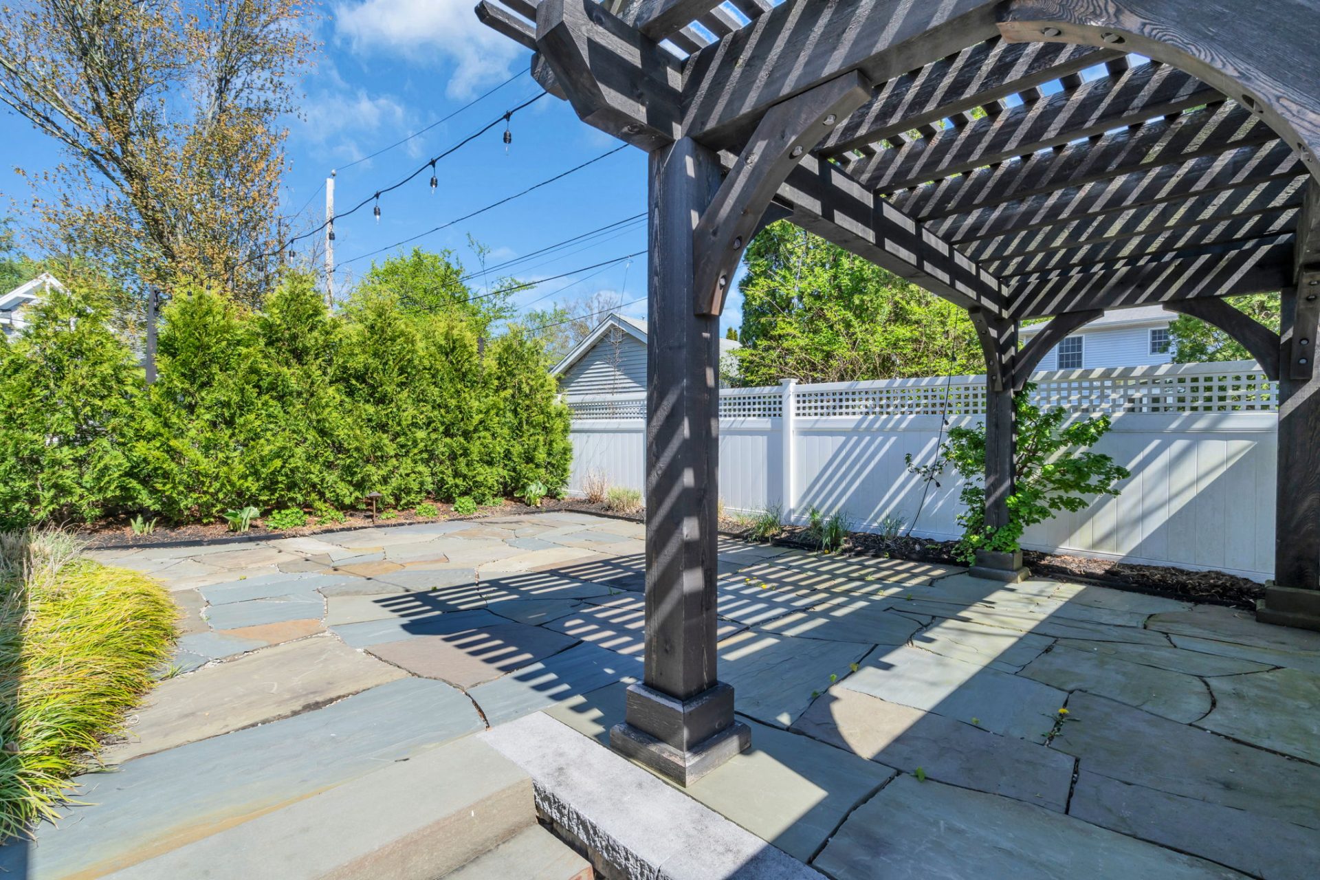 View Full Size Image