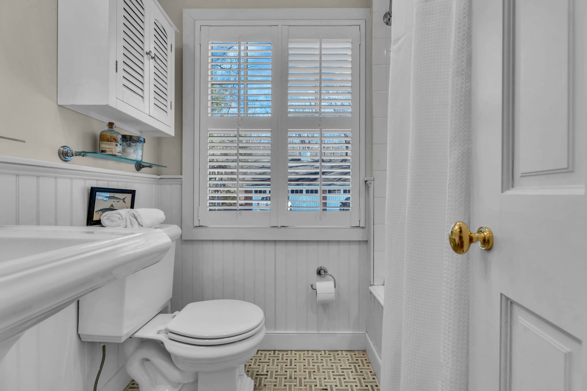 View Full Size Image