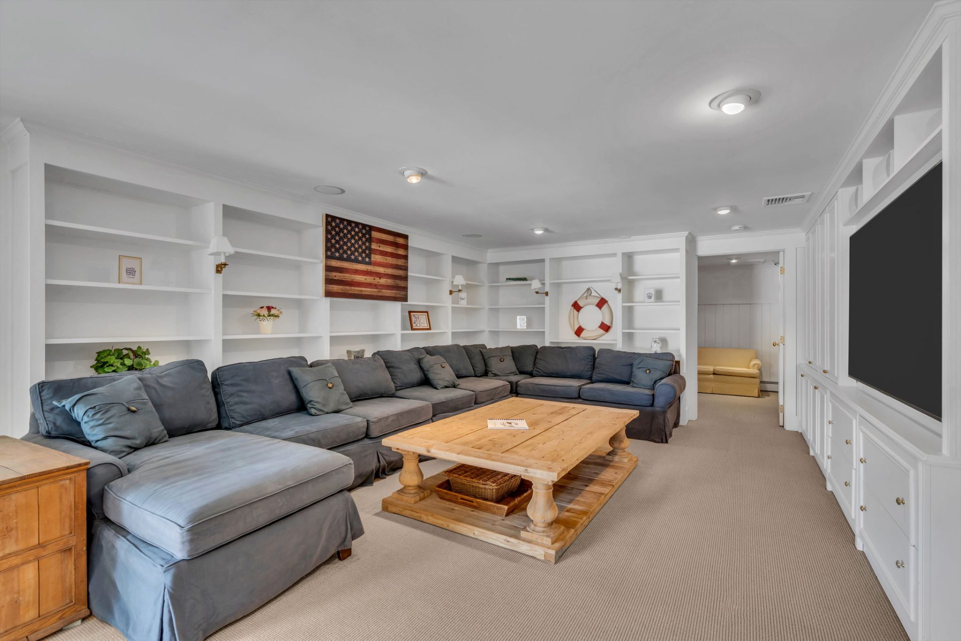 View Full Size Image