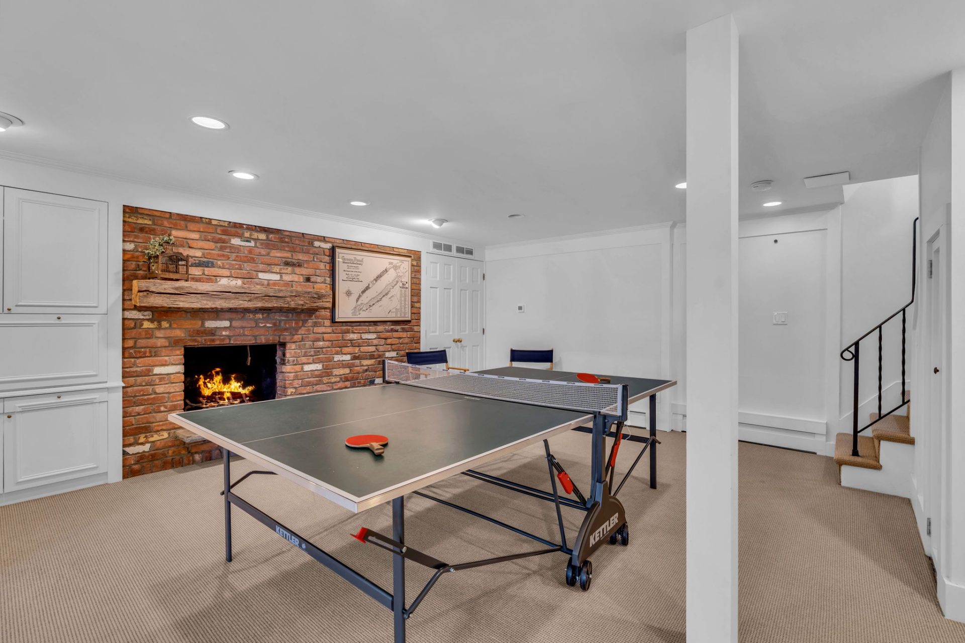 View Full Size Image