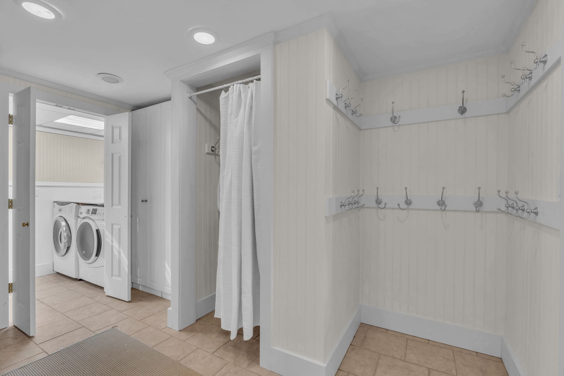 View Full Size Image