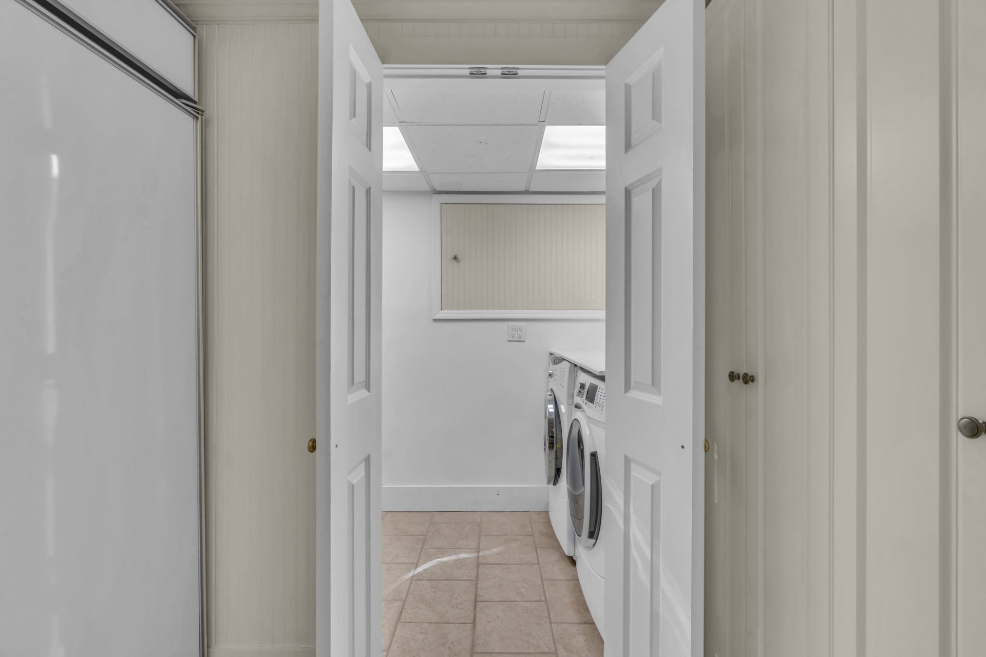 View Full Size Image