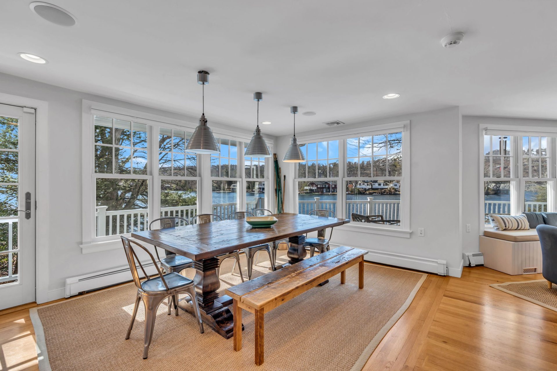 View Full Size Image