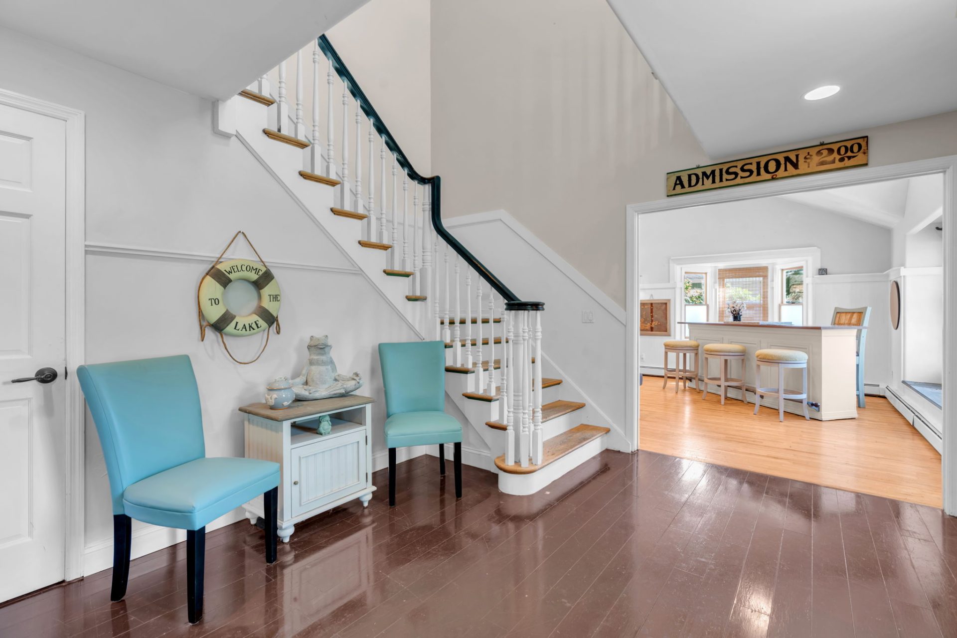 View Full Size Image