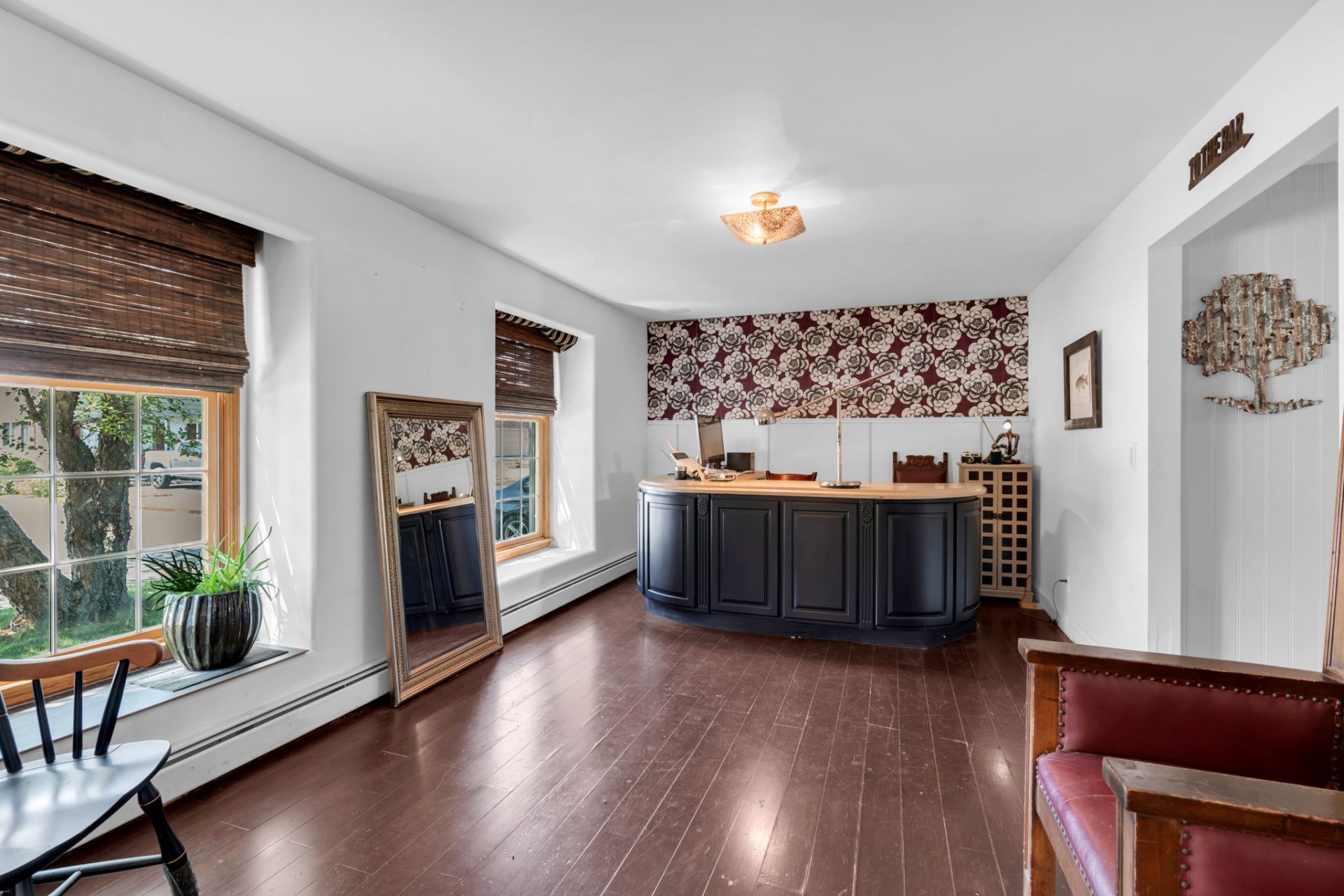 View Full Size Image