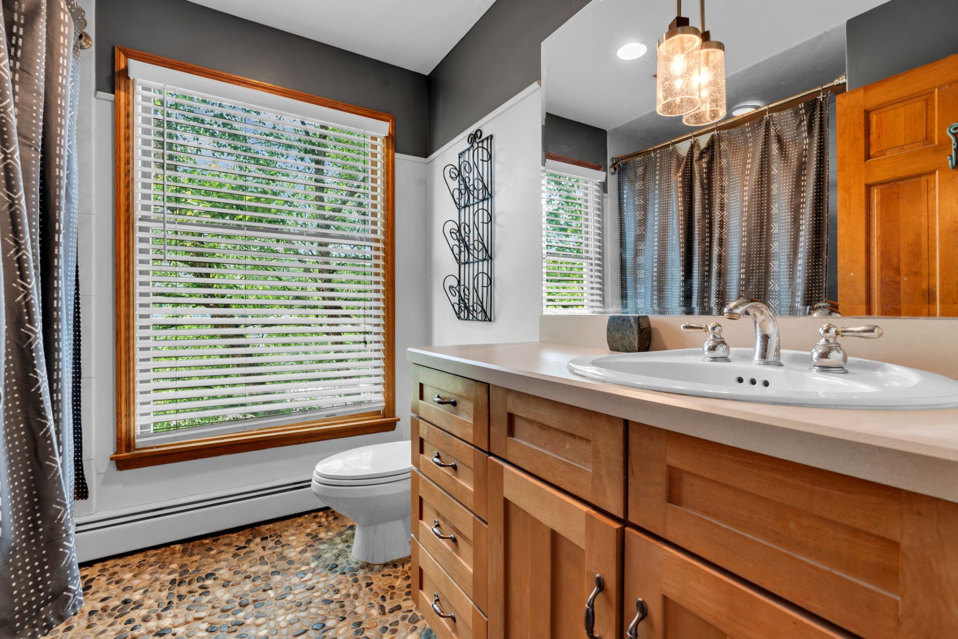 View Full Size Image