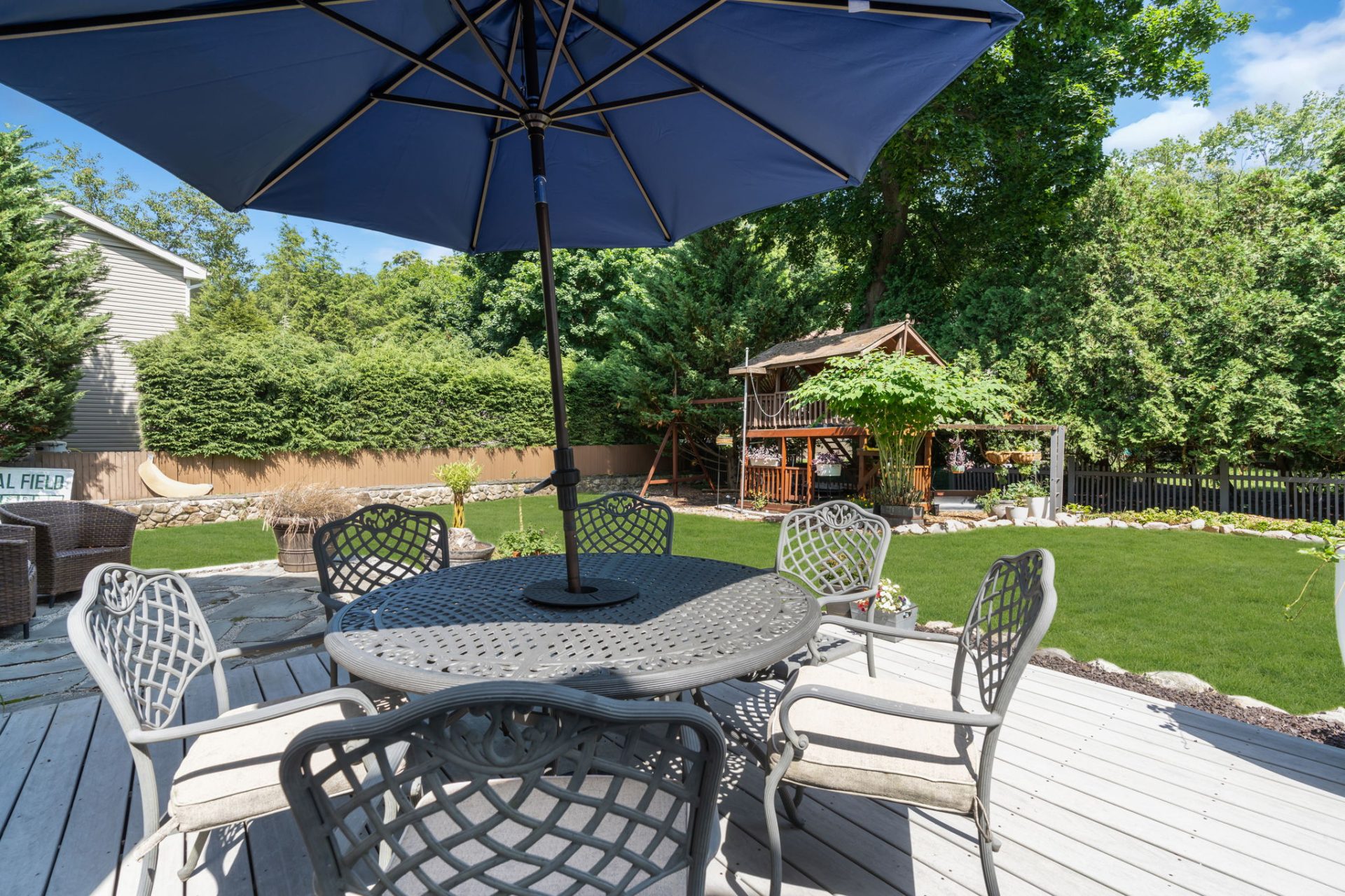 View Full Size Image